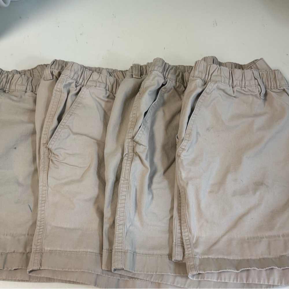 4 Pairs Chubbies Men’s Beige Elastic Waist Shorts